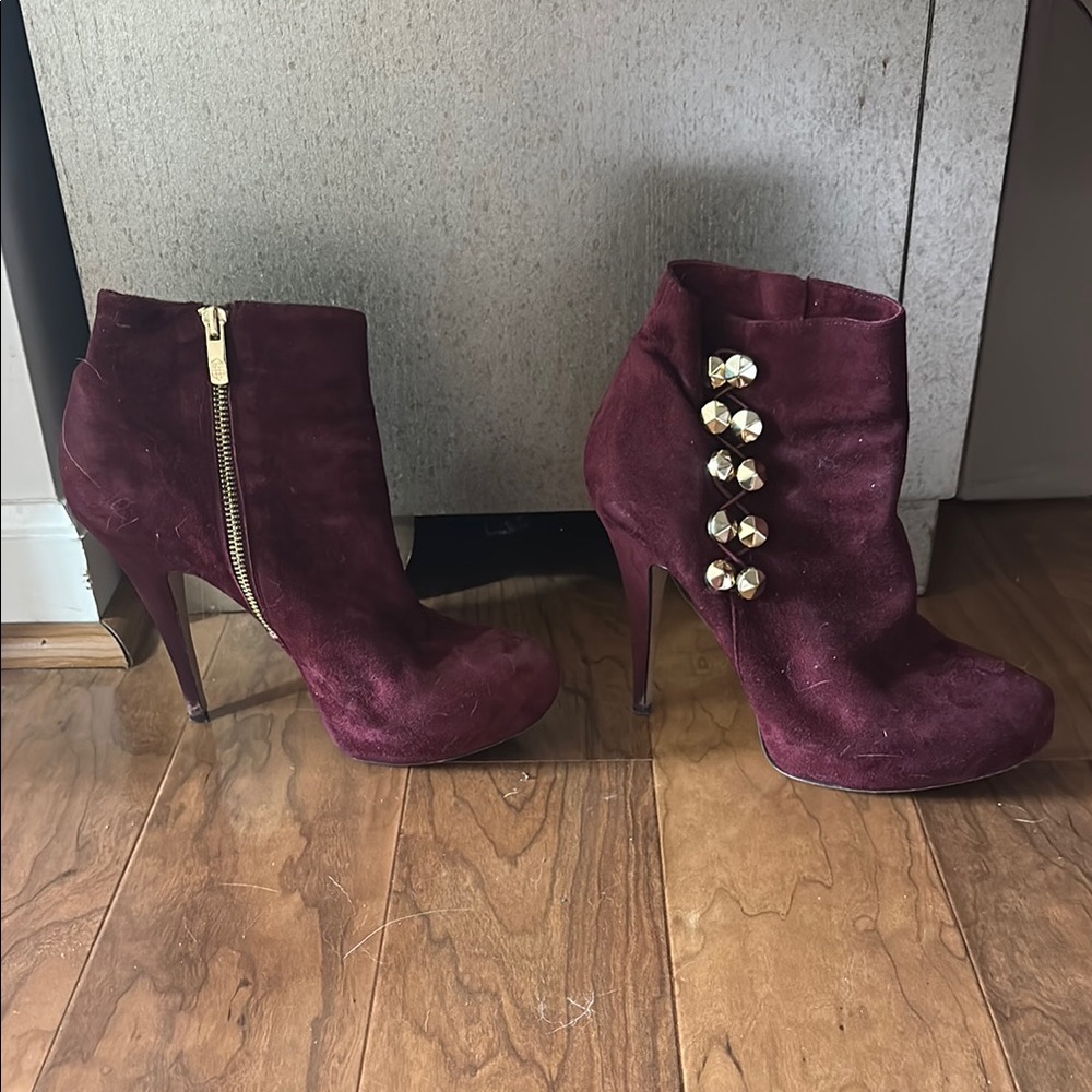Elegant Burgundy Ankle Boots